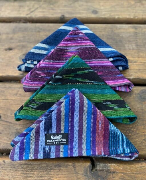 Rocky Mountain Dog – Foulard Guatemalan