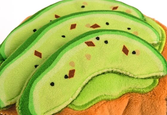 P.L.A.Y. – Collection Brunch - Peluche Toast Avo-doggo