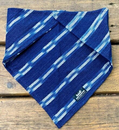 Rocky Mountain Dog – Foulard Guatemalan